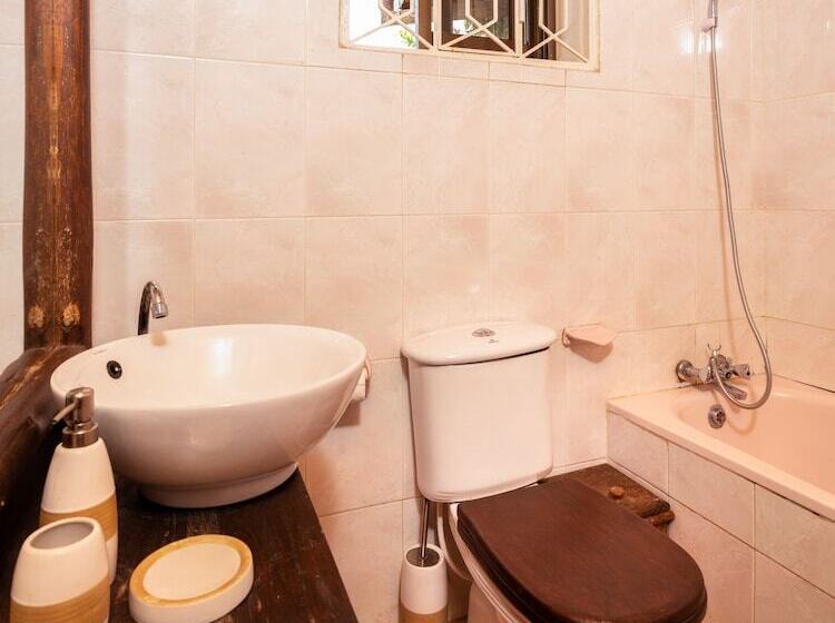 اتاق لوکس, Footprints Hostel