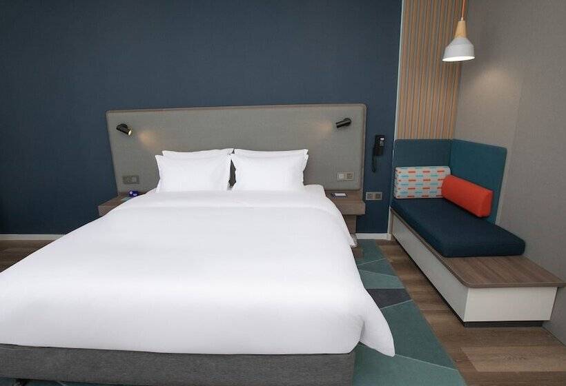 Номер Стандарт, Holiday Inn Express Shangqiu Ancient Town By Ihg