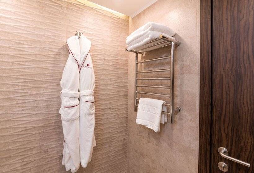 2 베드룸 프레지덴셜 스위트, Ramada Hotel & Suites By Wyndham Yerevan