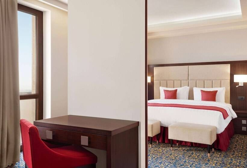 2 베드룸 프레지덴셜 스위트, Ramada Hotel & Suites By Wyndham Yerevan