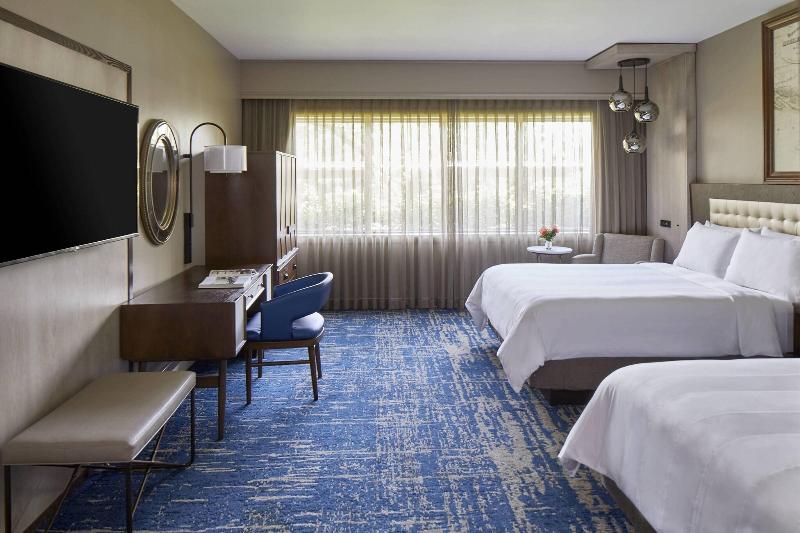 스탠다드 룸 킹사이즈 침대, Ramada Hotel & Suites By Wyndham Yerevan