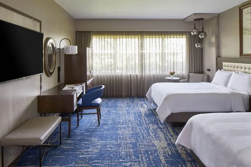 Standard Room King Size Bed