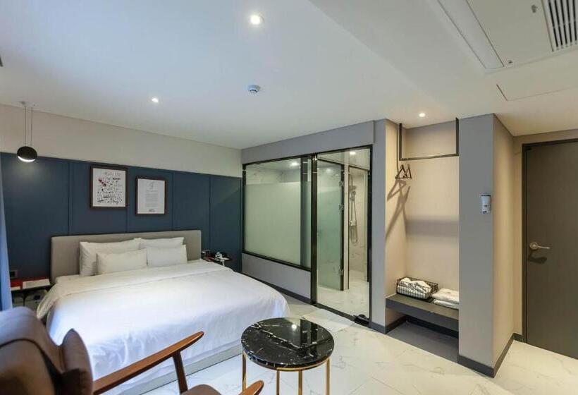 Номер Стандарт, Brown Dot Hotel Hadan