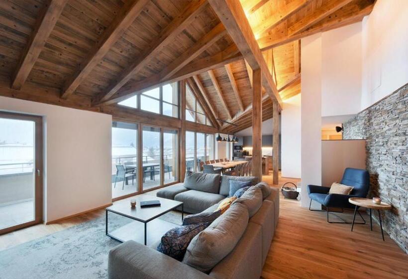 1 Bedroom Penthouse Apartment, Mountain Hotel Luis