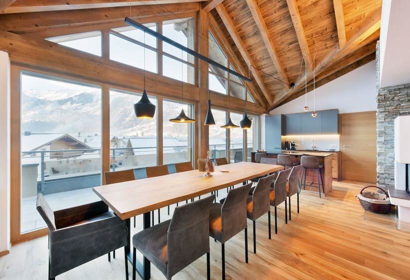 آپارتمان خانوادگی, Mountain Hotel Luis