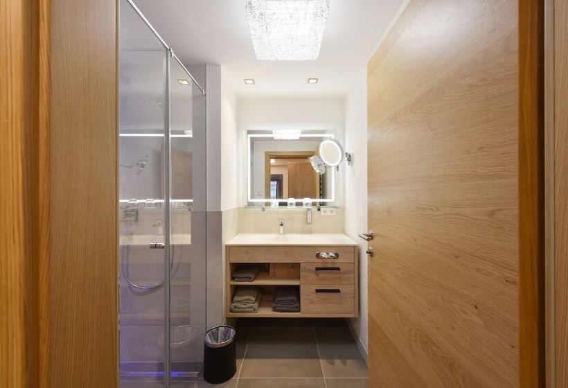 آپارتمان 1 خوابه, Mountain Hotel Luis