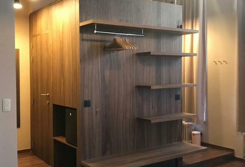 غرفة سوبيريور سرير كينج, B&b Inn Between