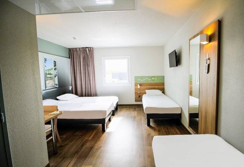 חדר סטנדרט לארבעה, B&b Hotel Montélimar Sud