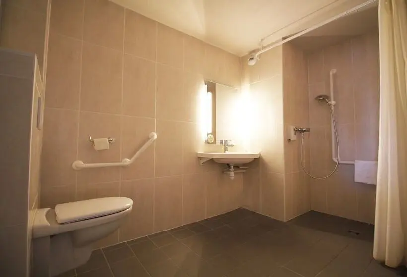 身障者適用スタンダードルーム, B&b Hotel Montélimar Sud