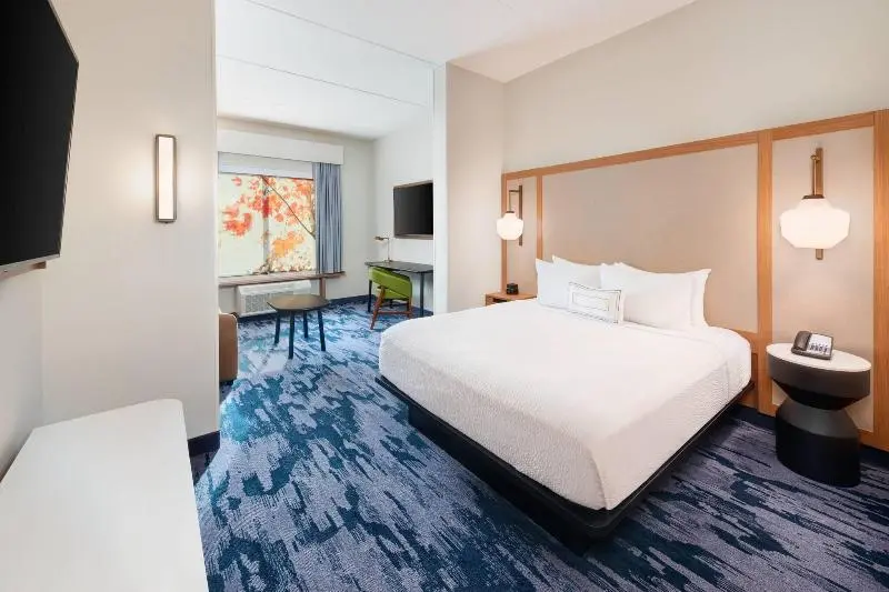 キングサイズベッドのスタンダードルーム, Fairfield Inn & Suites Santee