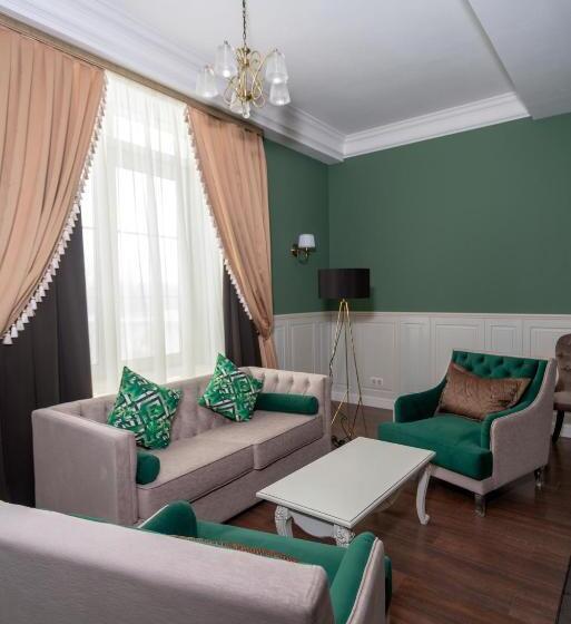 Junior Suite, Royal Bv