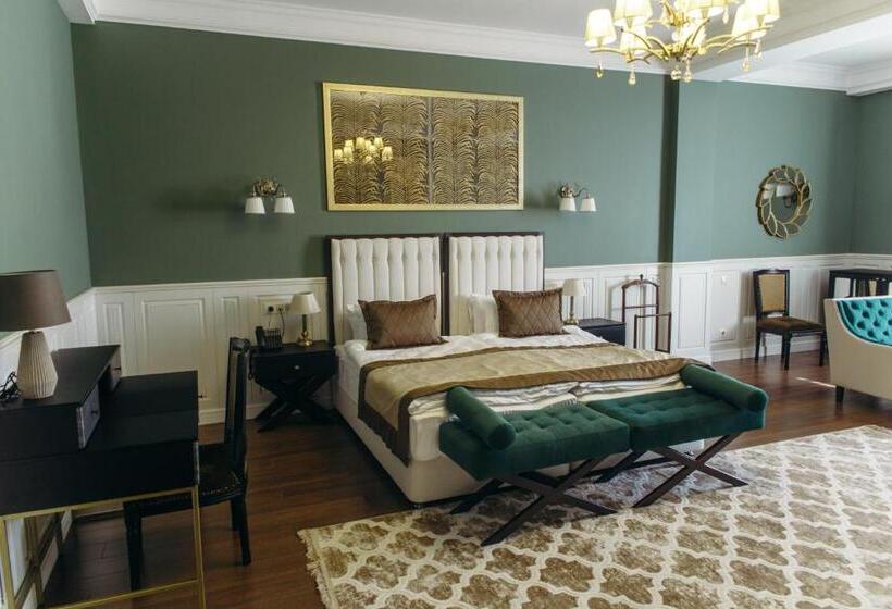 Junior Suite, Royal Bv