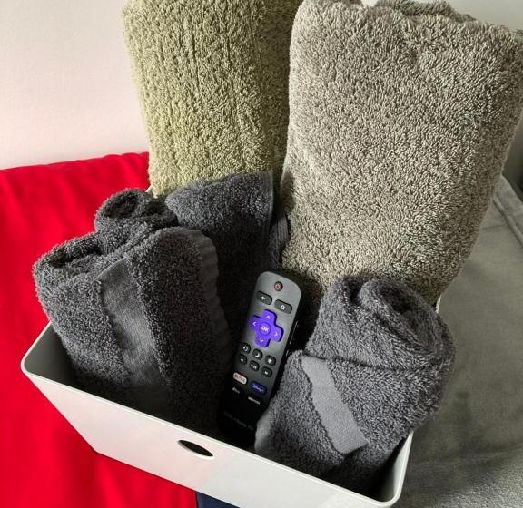 基本三人间, Modern Guesthouse Ironbound Newark With Kitchen Fasttraintonyc Onestoptoairport