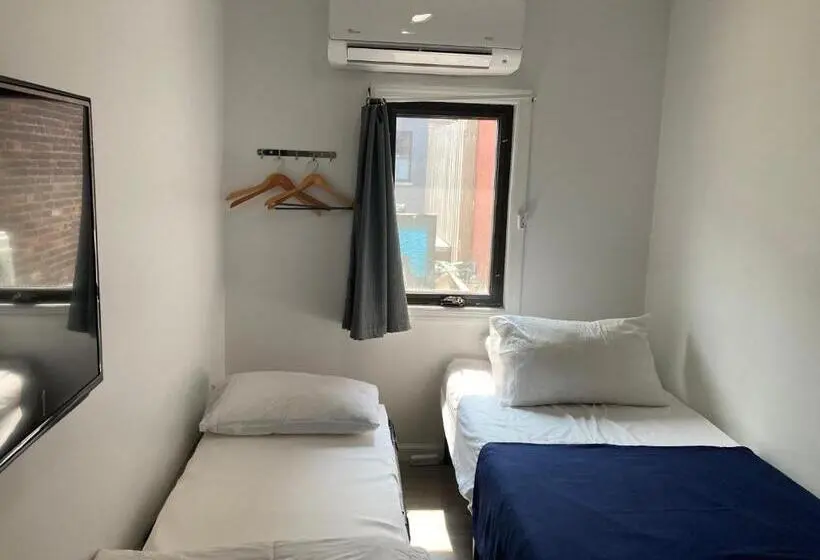 اتاق استاندارد با سرویس بهداشتی مشترک, Modern Guesthouse Ironbound Newark With Kitchen Fasttraintonyc Onestoptoairport