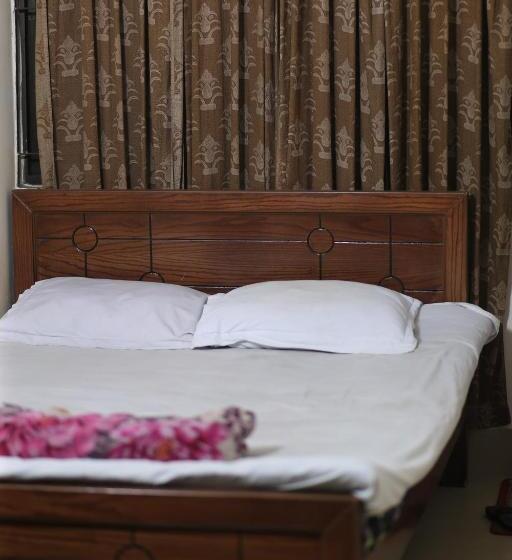 Номер Стандарт Индивидуальный, As Shams International