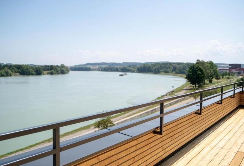 סוויטה עם טרסה, Donau Lodge