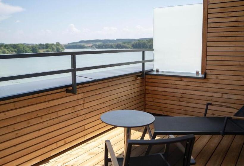 חדר דלוקס, Donau Lodge