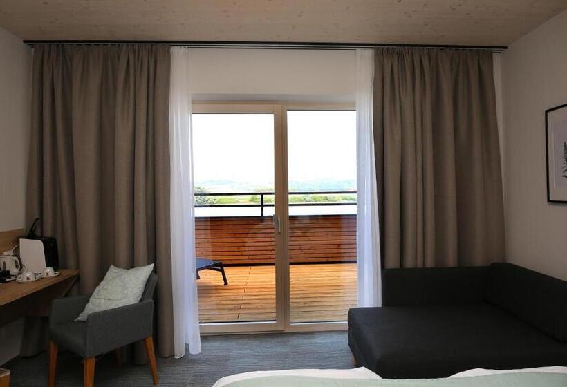 Номер Deluxe, Donau Lodge