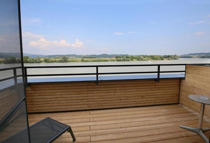 חדר דלוקס, Donau Lodge