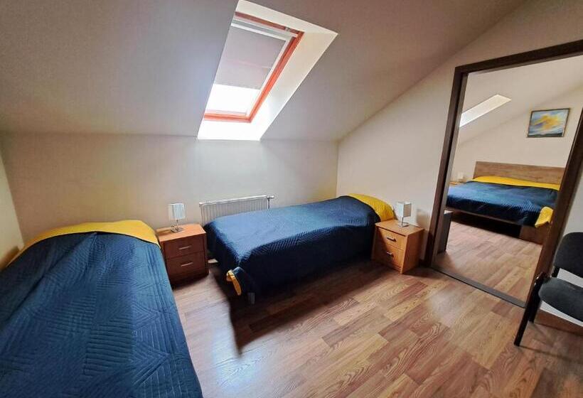 Habitación Familiar, Hunor