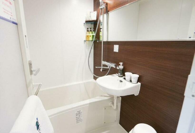 חדר בסיסי מיטה זוגית, Livemax Aichi Toyota Ekimae