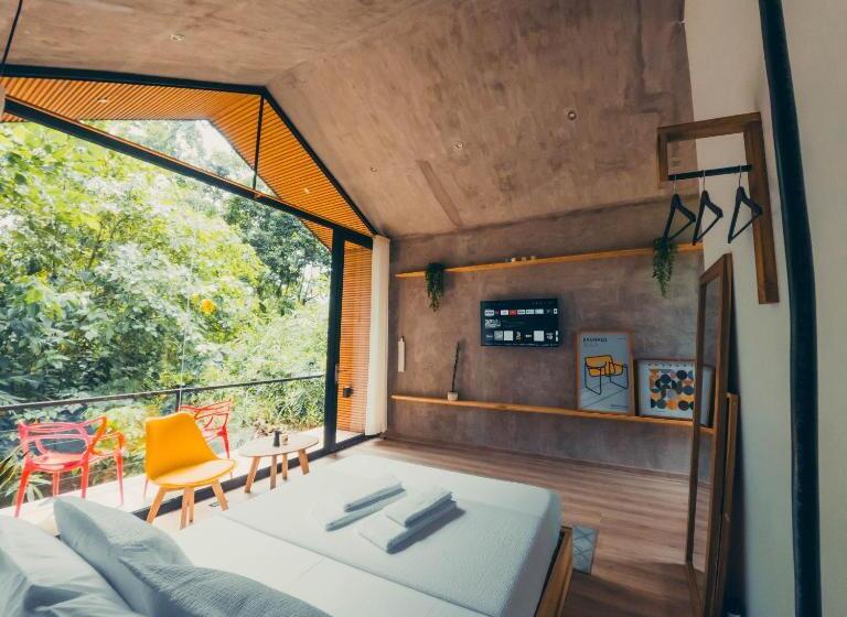 带阳台的豪华间, Tagua Lodge