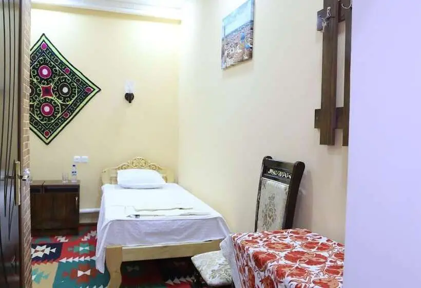 スタンダードトリプルルーム, Khiva Ibrohim Guest House