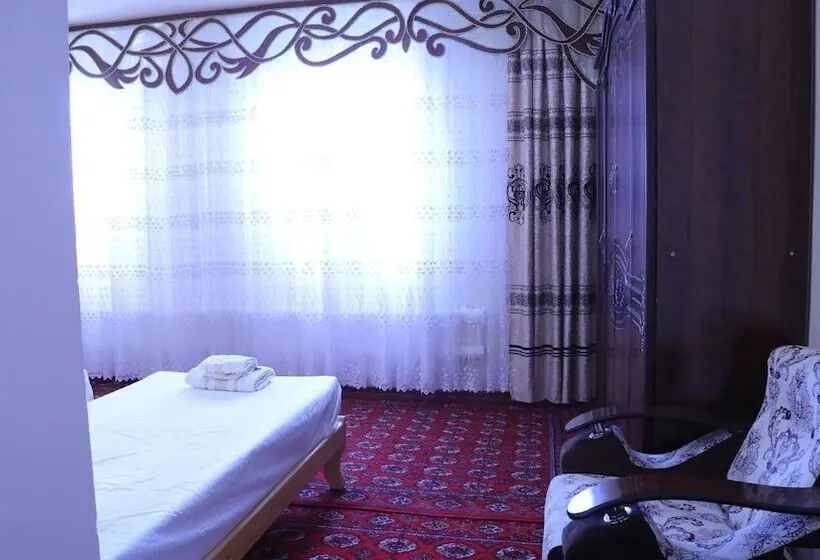 スタンダード４人部屋, Khiva Ibrohim Guest House