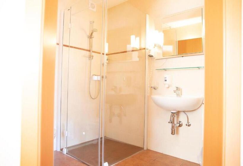 バルコニー付きスタンダードルーム, Weisses Lamm