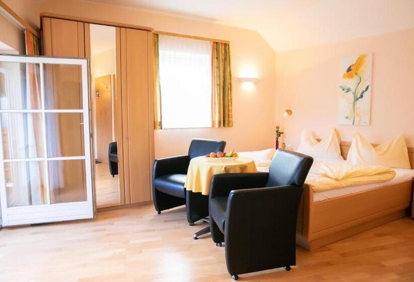 バルコニー付きスタンダードルーム, Weisses Lamm