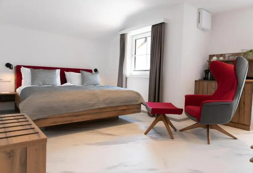 Suite Vista Lago, Weisses Lamm