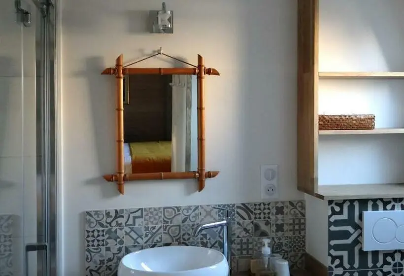 اتاق استاندارد, Chambres D'hôtes Le Clos Bleu