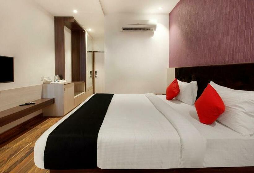 Habitació Triple Clàssica, Super Collection O S B Excellency