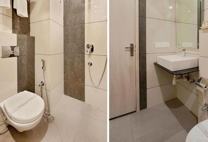 Habitació Triple Clàssica, Super Collection O S B Excellency