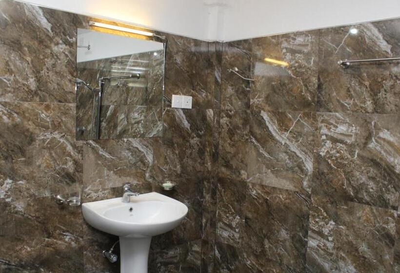 اتاق لوکس, Sigiriya Summer Resort