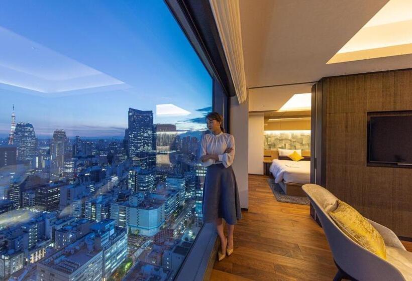 جناح, The Blossom Hibiya