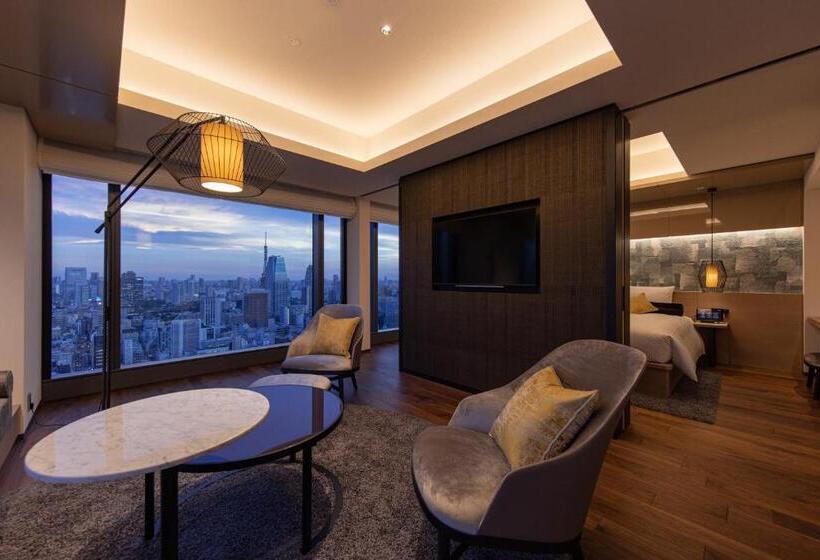 جناح, The Blossom Hibiya