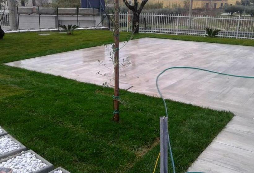 غرفة ديلوكس مزودة بشرفة, L Ulivo B&b