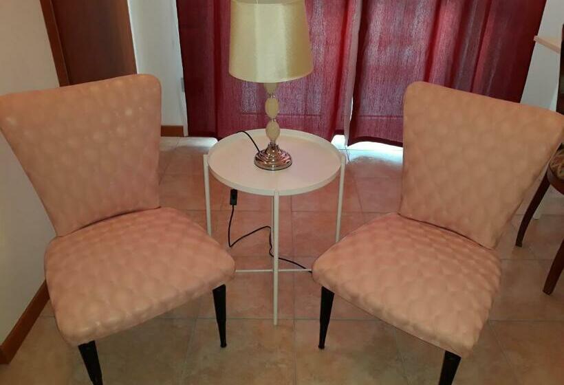 غرفة ديلوكس مزودة بشرفة, L Ulivo B&b