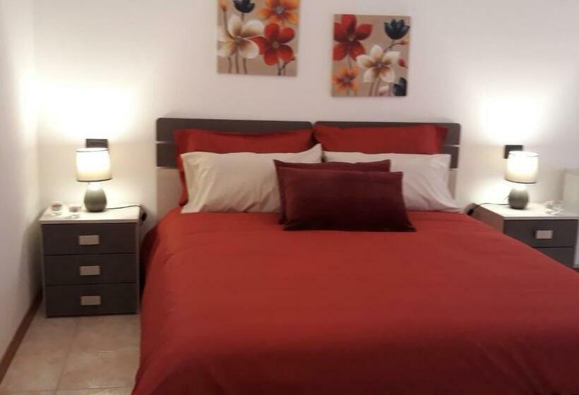 غرفة ديلوكس مزودة بشرفة, L Ulivo B&b