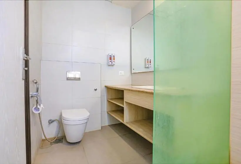 スイート, Fabhotel Sapphire 83
