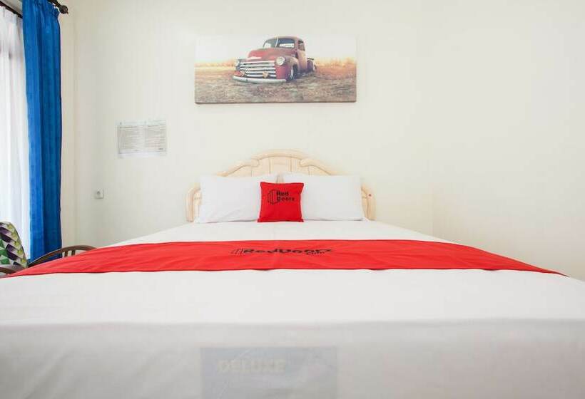 Quarto Estandar, Reddoorz @ Panglima Sudirman Probolinggo