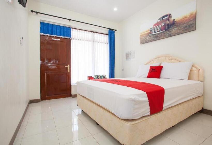 Quarto Deluxe, Reddoorz @ Panglima Sudirman Probolinggo