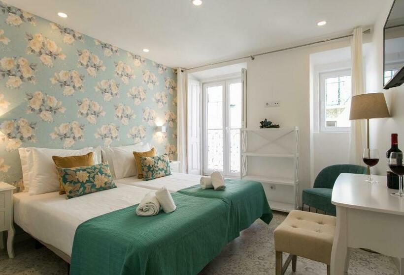 سوئیت با بالکن, Suites Amália Guesthouse Near Rossio Square