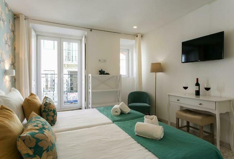سوئیت با بالکن, Suites Amália Guesthouse Near Rossio Square