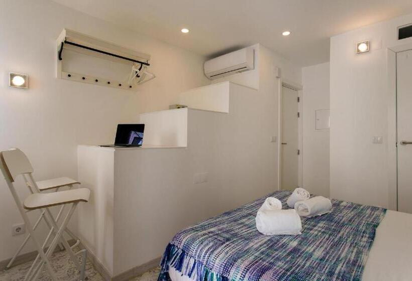 سوییت جونیور با بالکن, Suites Amália Guesthouse Near Rossio Square