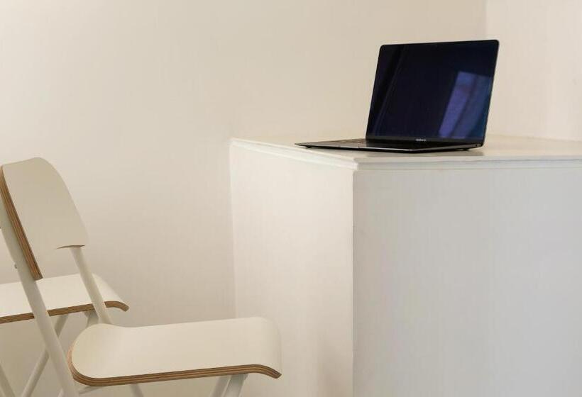 خانه 1 خوابه, Suites Amália Guesthouse Near Rossio Square