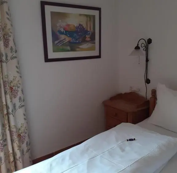 バルコニー付きスタンダードルーム, Das Landhotel Weingut Gernert
