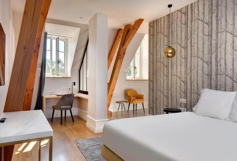 キングサイズベッドのデラックスルーム, Alexandra Palace La Maison Younan