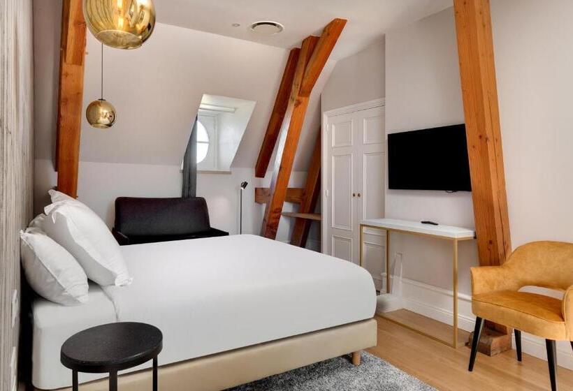 Номер Deluxe Кровать Кинг, Alexandra Palace  La Maison Younan